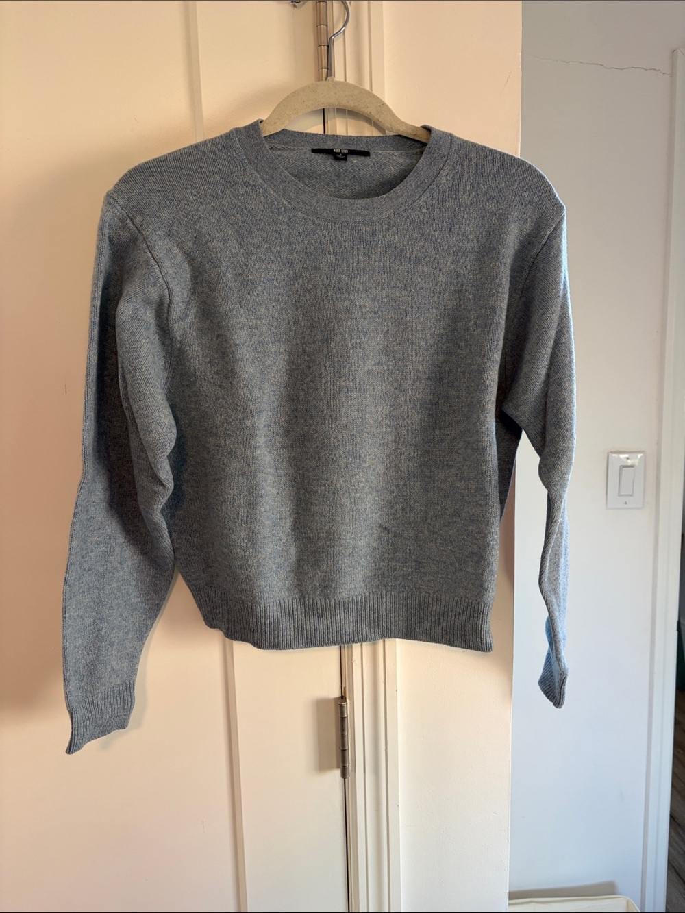 Uniqlo Women’s Cropped Crewneck Sweater in Light Heather Blue
